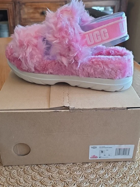 UGG Sugar Fluff Faux Fur Sandals-Pink Size 9 Women NWT - Picture 1 of 4